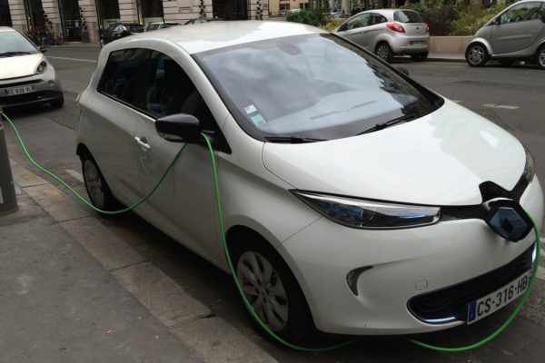 7 razones para comprar un coche eléctrico (y 7 para no hacerlo)