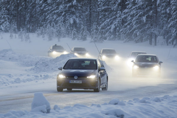 Conducción sobre nieve y hielo.