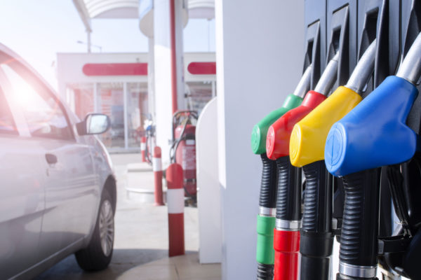 10 trucos para ahorrar combustible